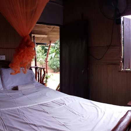 Anushka Nera Nature House Szigirija Kültér fotó