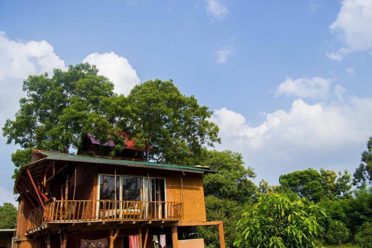 Anushka Nera Nature House Szigirija Szoba fotó