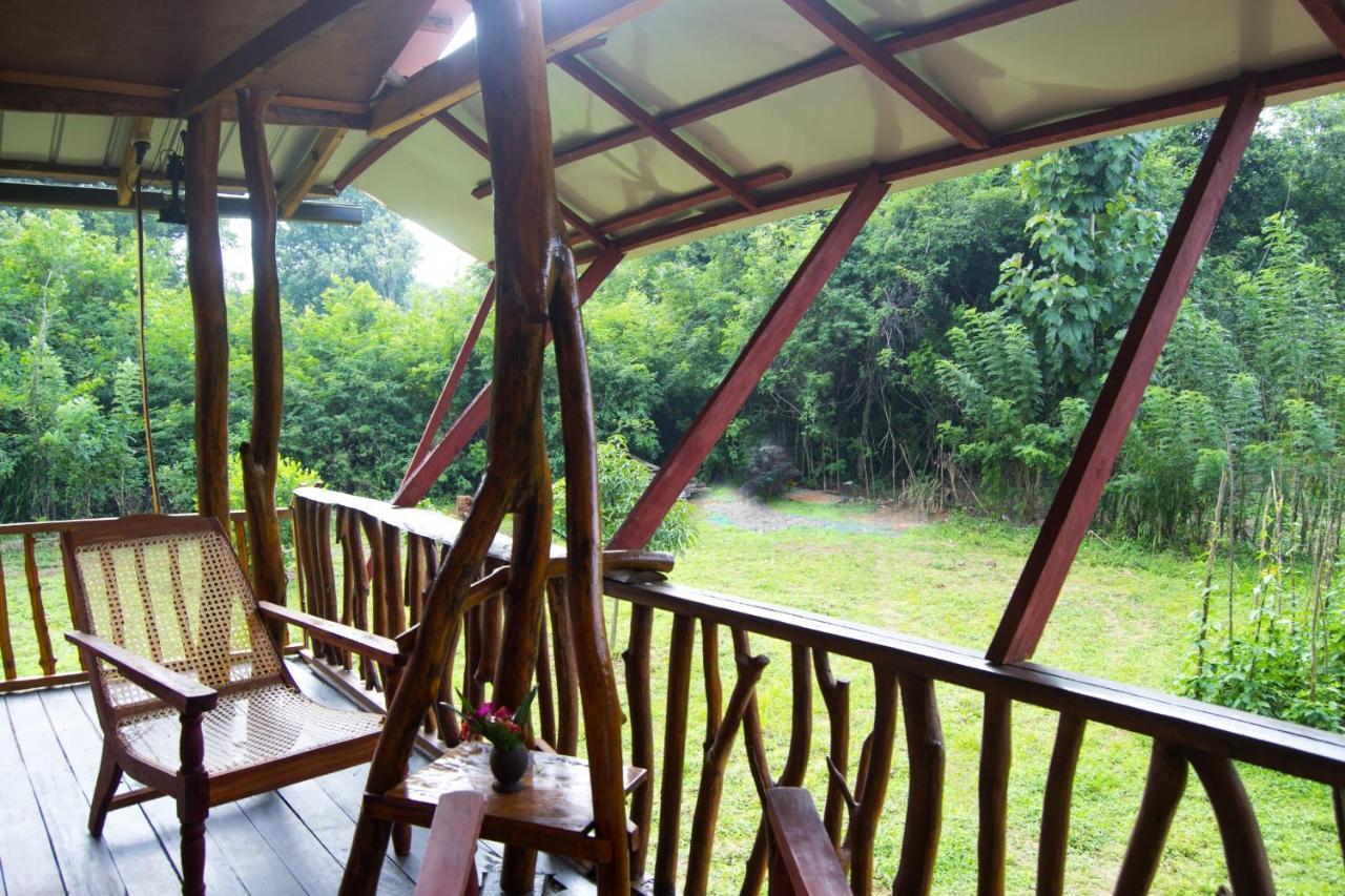 Anushka Nera Nature House Szigirija Szoba fotó